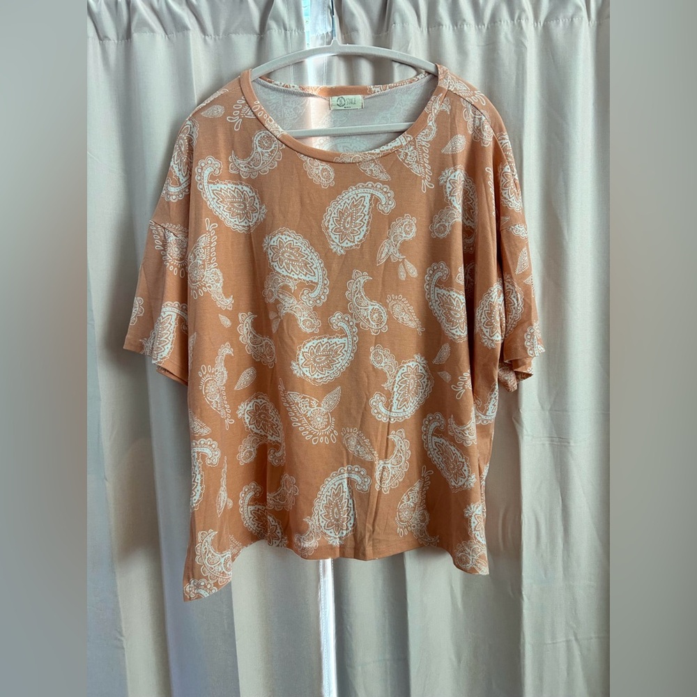 Paisley tee by Be Stage